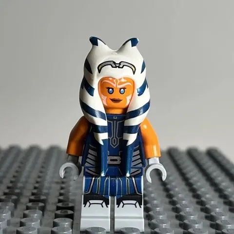 LEGO Star Wars Ahsoka Tano sw1096 Minifigure Adult Dark Blue Jumpsuit from 75283