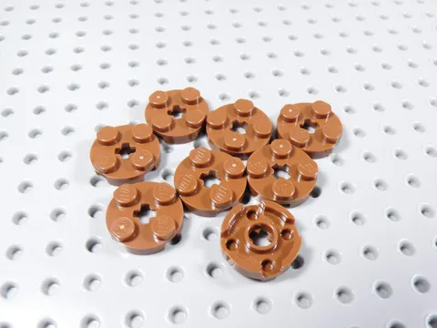 LEGO Lot of 8 Reddish Brown Round 2x2 Plates w/ Axle Hole BA