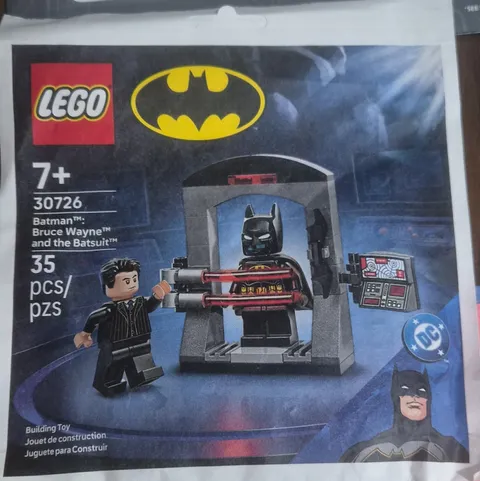 LEGO 30726 Batman Bruce Wayne & Batsuit Polybag Set 35 pcs Age 7+