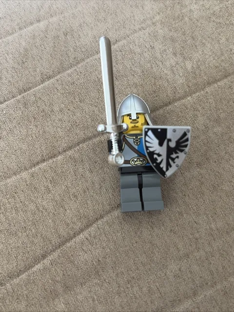 LEGO Movie Gallant Guard Castle Knight Minifigure from 70806