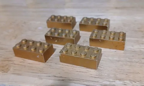 Lego 2004 Lot Of 6 Gold 50th Anniversary 2x4 Bricks Used Good Shape #3001 
