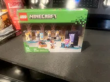 LEGO Minecraft: The Armory (21252)