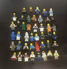 Lego minifigure lot of 44 rare and valuable minifigures 