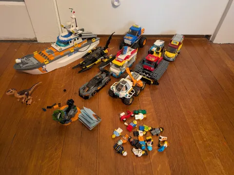 Lego City Lot Sets, (INCOMPLETE) With Figs and Vehicles. READ DESCRIPTION