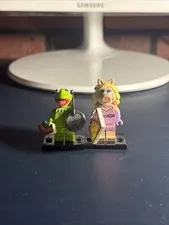 Lego Minifigure 71033 The Muppets Series Kermit the Frog and Miss Piggy Complete