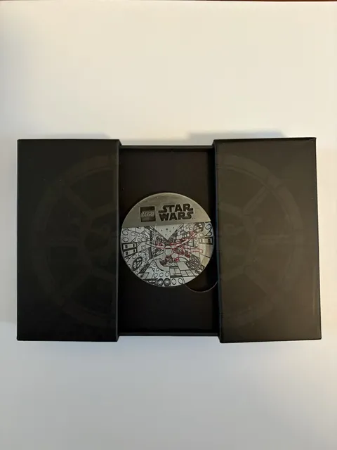 LEGO® Star Wars 5008818 Battle Of Yavin 4 Collectible Coin May 4th 2024 GWP! NEW