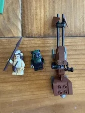 Lego Star Wars Minifigure EWOK Set Logray and Tokkat With Speeder Bike