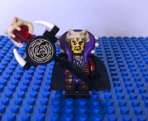 LEGO Ninjago 2015 Master Chen Minifigure w/ Staff & Cape 70749 - No Cracks/As Is