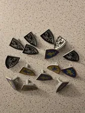 15 new lego 10305 lion knight shield 910029 castle 10332 minifigure black falcon