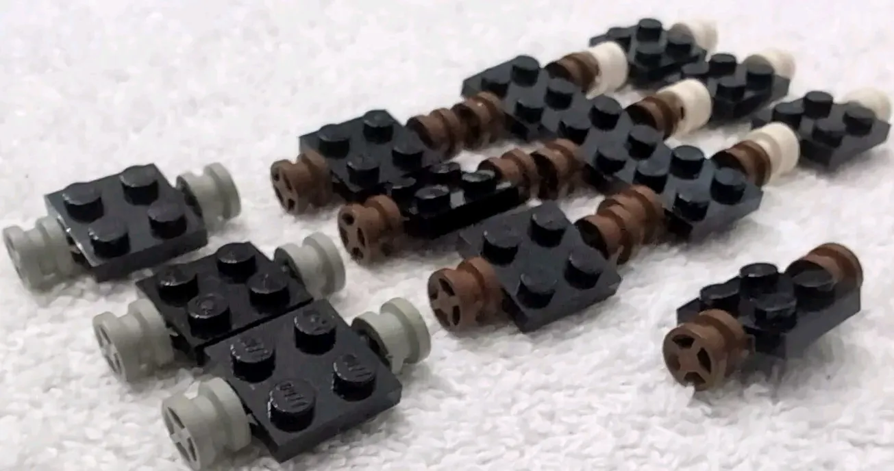 LEGO Pirate Ship Cannon Wheels Lot of 13 80s 90s 4624  Barracuda Clipper Mint