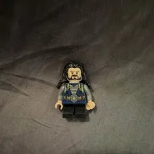 LEGO The Hobbit Thorin Oakenshield 79002 *AMAZING CONDITION*