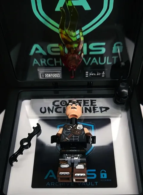 Lego Batman Battle-Ready tlm130 Minifigure Pristine Brand New Never Assembled