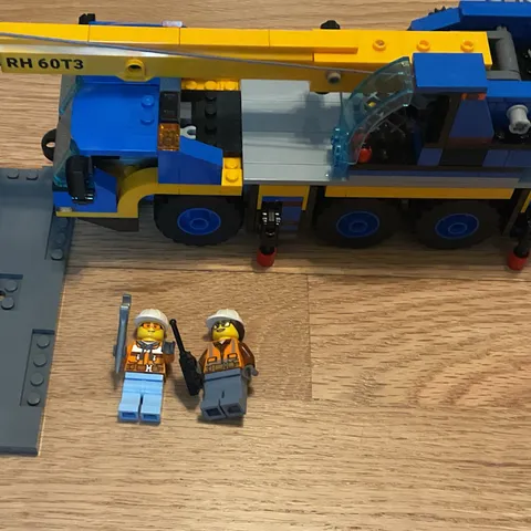 Lego City: Mobile Crane (60324) 100% complete