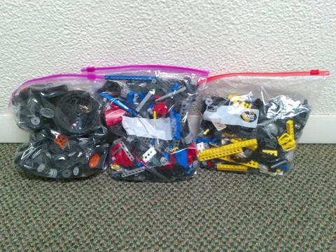 Big Bulk Lot of Lego TECHNIC Pieces + Wheels & Tires - 4.5 LBS