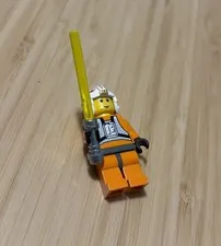 Vintage Lego Star Wars Luke Skywalker Pilot 1999  SW0019 Minifigure w/lightsaber