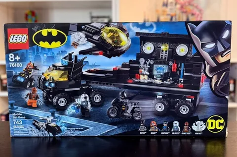 Lego 76160 Batman Mobile Bat Base NEW SEALED