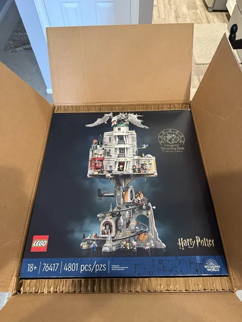 LEGO Harry Potter Gringotts Wizarding Bank Collectors Edition 76417 New IN HAND