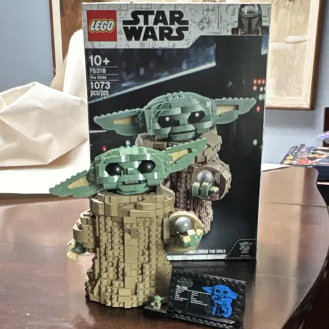 LEGO Star Wars 75318 The Child Grogu 1073 pcs Display Stand Set 10+ Box