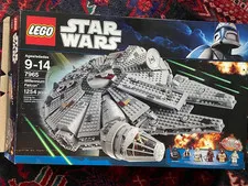 Lego Star Wars 7965 Millennium Falcon Opened