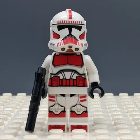 Lego Clone Shock Trooper, Coruscant Guard Phase 2 Nougat Head Minifigure sw1305