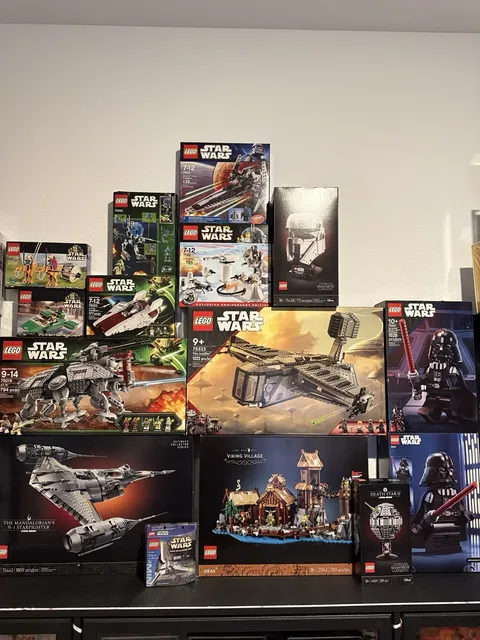 Huge LEGO Star Wars Sealed Lot Multiple Sets