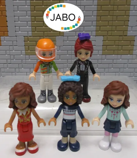 (O11 /42 /3) Lego Friends 5 Figures Minifigures