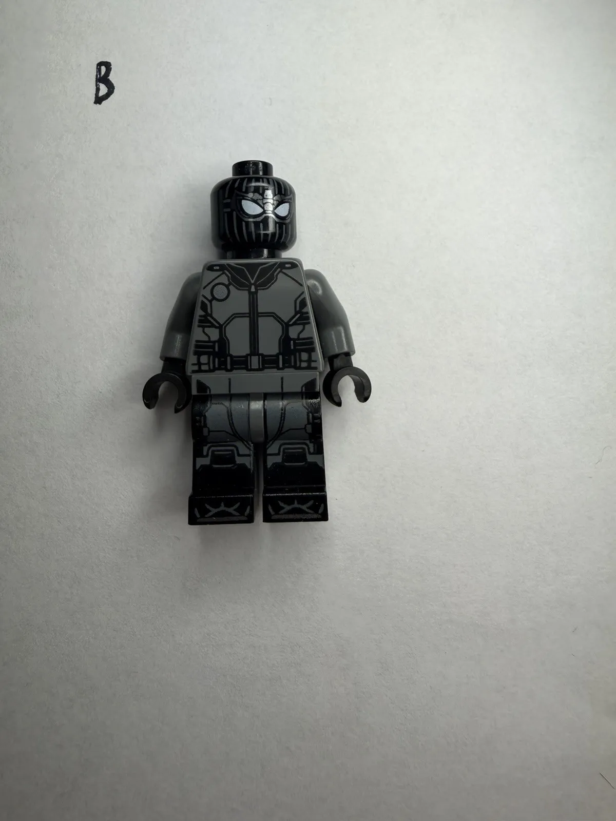 Lego Spider-Man Stealth Noie Suit Minifigure - Far From Home 76128 New