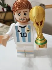 Messi Argentina #10 Soccer figure with Gold Trophy
