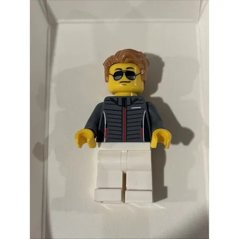 Lego Mercedes-AMG SL 63 Driver Minifigure #sc118 Brand New Speed Champions