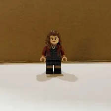 Lego MARVEL Super Heroes Scarlet Witch Wanda Maximoff Minifigure sh0174