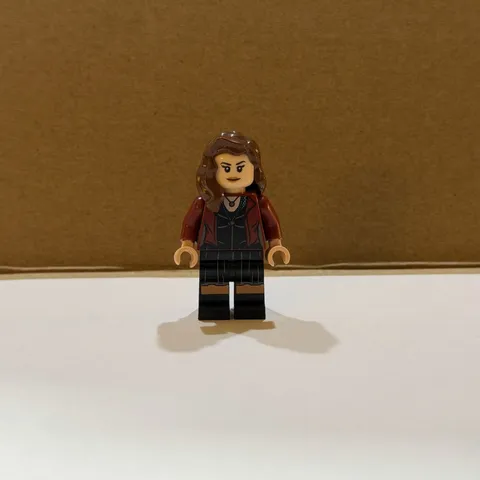 Lego MARVEL Super Heroes Scarlet Witch Wanda Maximoff Minifigure sh0174