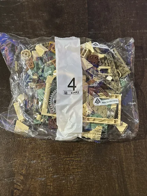 LEGO Harry Potter: Hogwarts Hospital Wing Sealed Bag # 4 Only (76398)