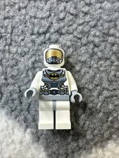 1X Lego Minifigure Super Heroes Space Batman Torso White Gray 76025 SH0146