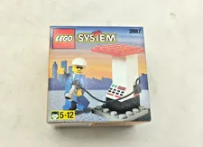 LEGO 2887 Petrol Station Attendant and Pump New MISB Sealed Classic Town