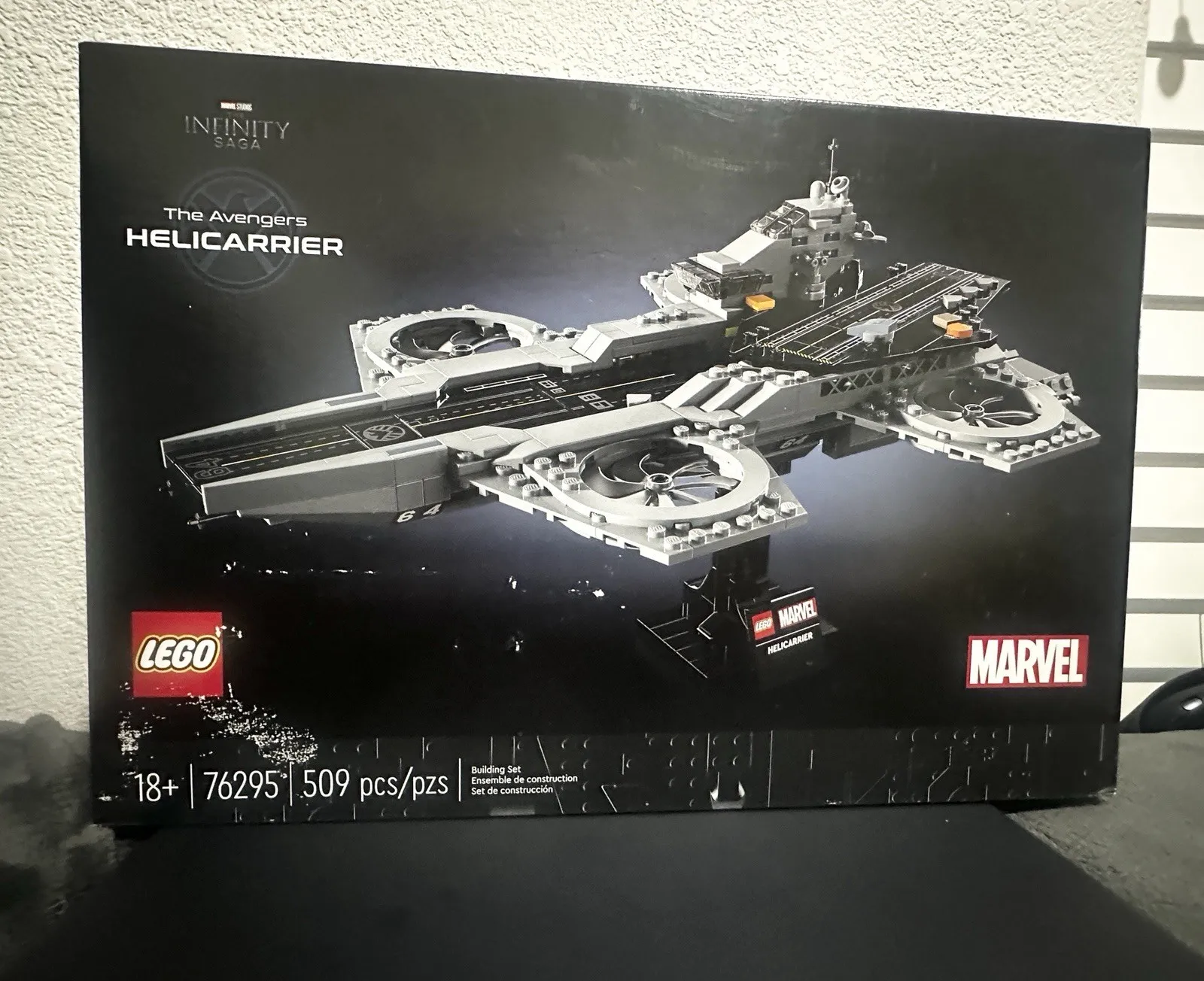 LEGO Marvel Infinity Saga Avengers Helicarrier 76295 509pcs 18+ Stand