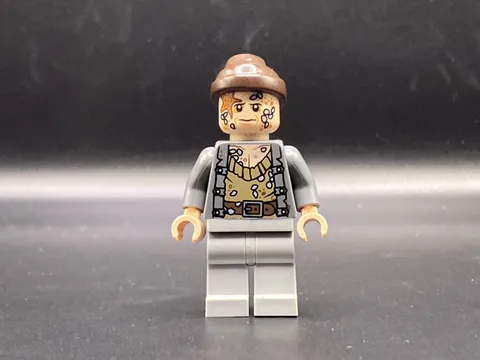 LEGO MINIFIGURE PIRATES OF THE CARIBBEAN BOOTSTRAP BILL - POC033