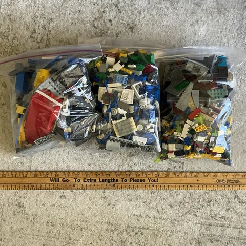 Large Lego Lot: of Assorted Bricks and Pieces