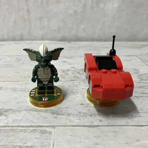 LEGO Dimensions GREMLINS Stripe minifigure with base And Car