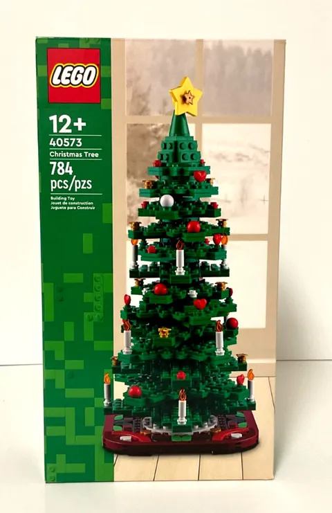 LEGO 40573 Christmas Tree Building Set 2-in-1 Brand New Sealed