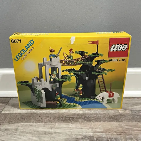 LEGO LEGOLAND Forestmen 6071 Forestmen’s Crossing. No minifigures