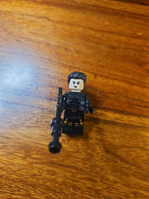 LEGO Starwars Minifigure Fennec Shand Sw1192 From Set 75326