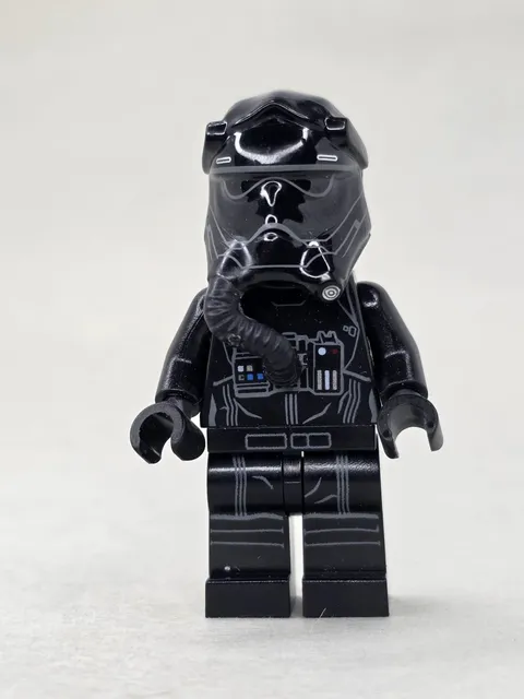 LEGO Star Wars First Order TIE Fighter Pilot Minifigure sw0672 75101 6h