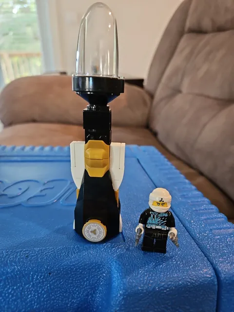 LEGO Ninjago: Zane Spinjitzu Masters Launcher Handle & Figure (70636)