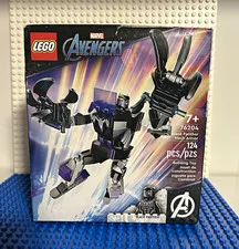 LEGO Marvel Black Panther Mech Armor 76204 124 pcs Sealed Slightly Damaged box