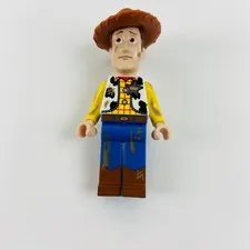 LEGO Minifigure Woody Toy Story Printed Dirt Stains Disney 2010 Retired