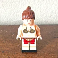 LEGO Minifigure slave leia