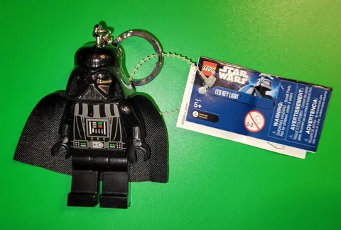 LEGO Star Wars Darth Vader Keychain LED Flashlight New Retired Rare
