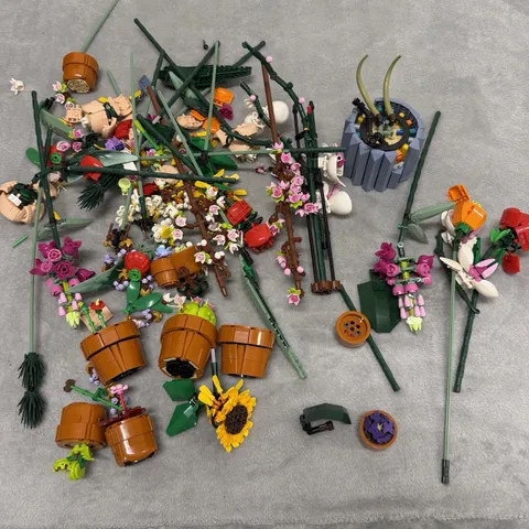 LEGO Botanical Flower Parts Lot 4 lb Bulk Stems Petals Leaves Bouquet