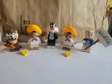 LEGO Looney Tunes Minifigure Lot  Porky, Gonzalaz, Sylvester, Taz