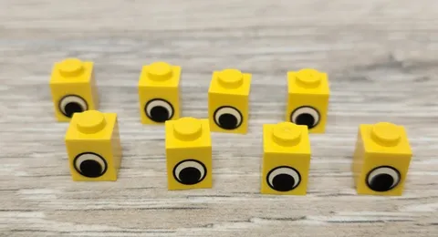 Lego 3005pe1 Yellow Brick 1 x 1 Black and White Eye without Pupil Pattern LotOf8